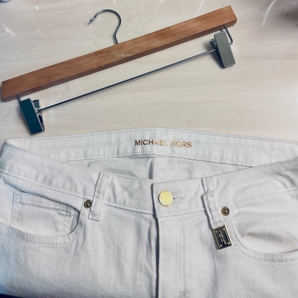 Michael Kors White Stretch Ankle Jeans - Picture 3 of 9
